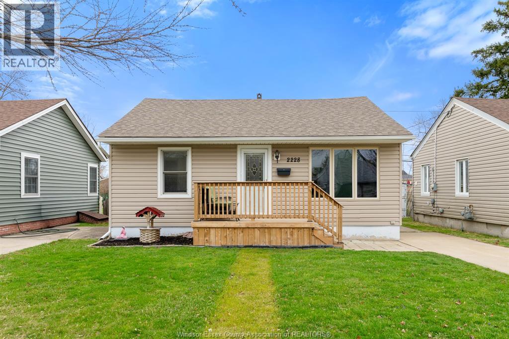 Single Family — 2228 Elsmere Avenue, Windsor, Ontario