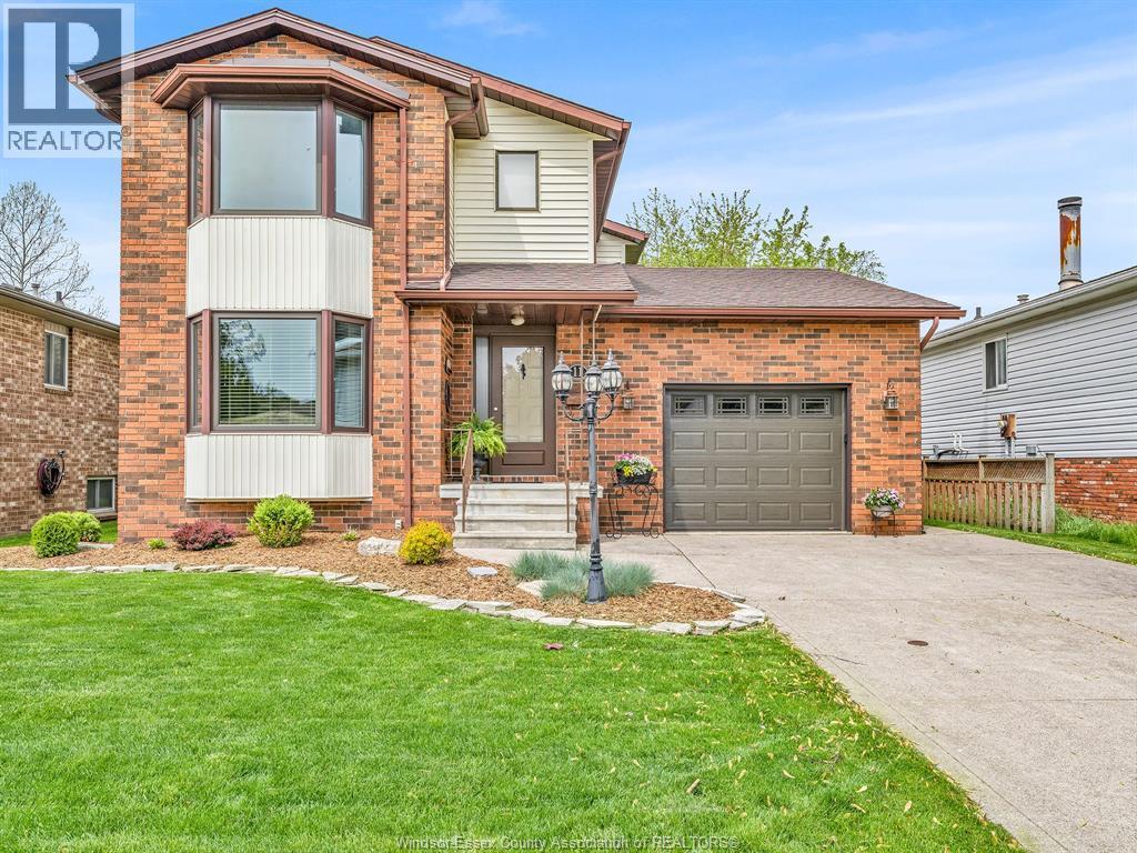 Single Family — 11 Rudgate Lane, Leamington, Ontario