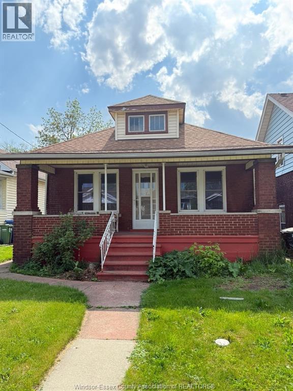 Single Family — 1069 Elm, Windsor, Ontario