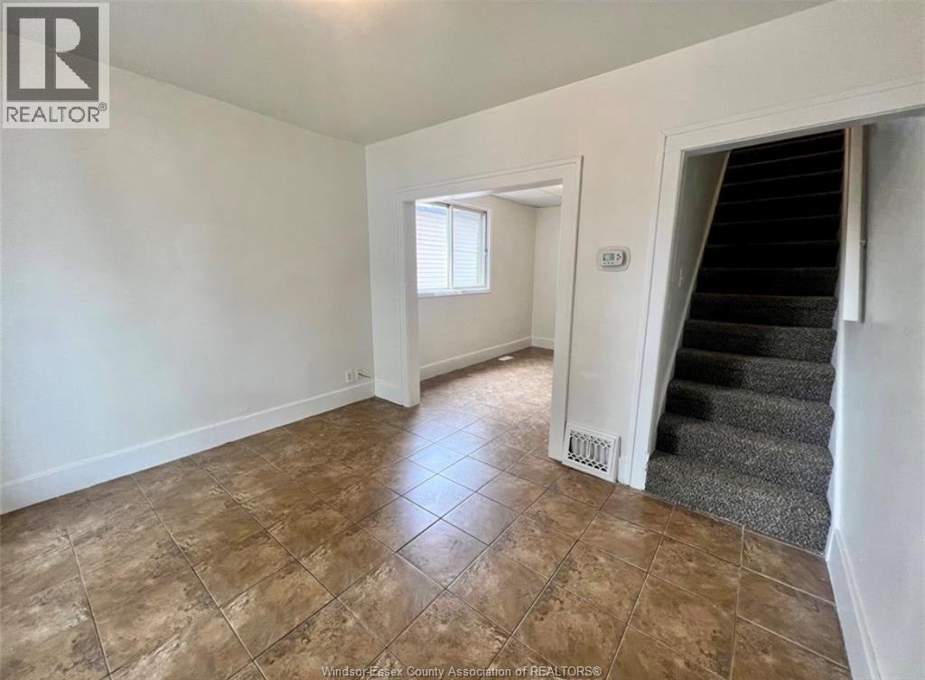 3458 Harris, Windsor — photograph 2