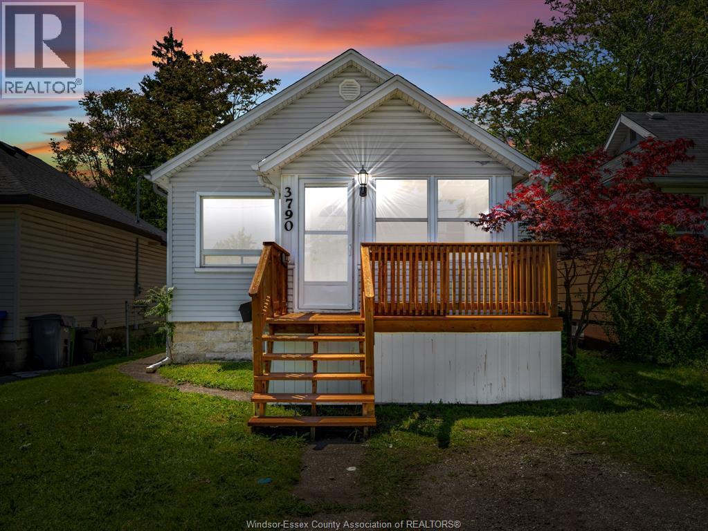 Single Family — 3790 Glenfield, Windsor, Ontario