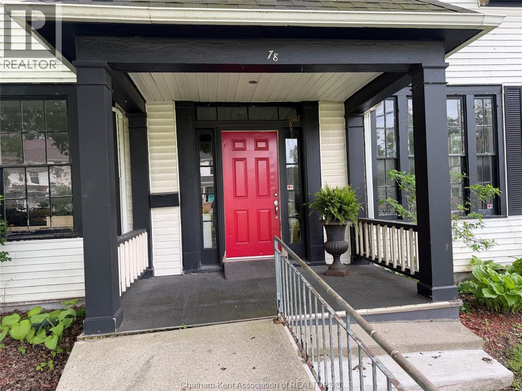 78 Victoria Avenue, Chatham — photograph 3