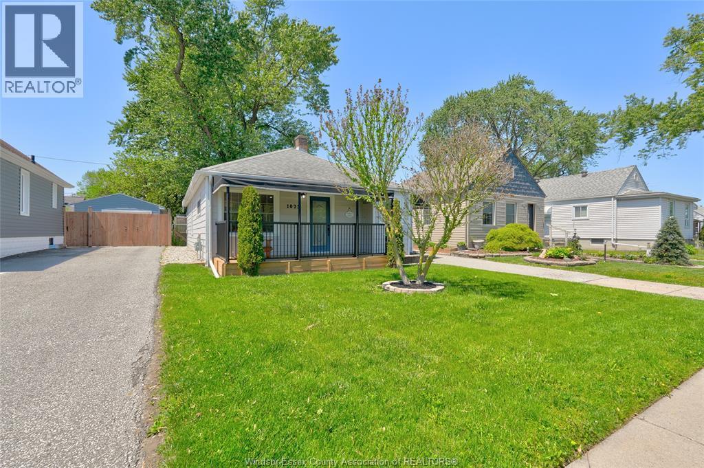 1075 Esdras Place, Windsor — photograph 3