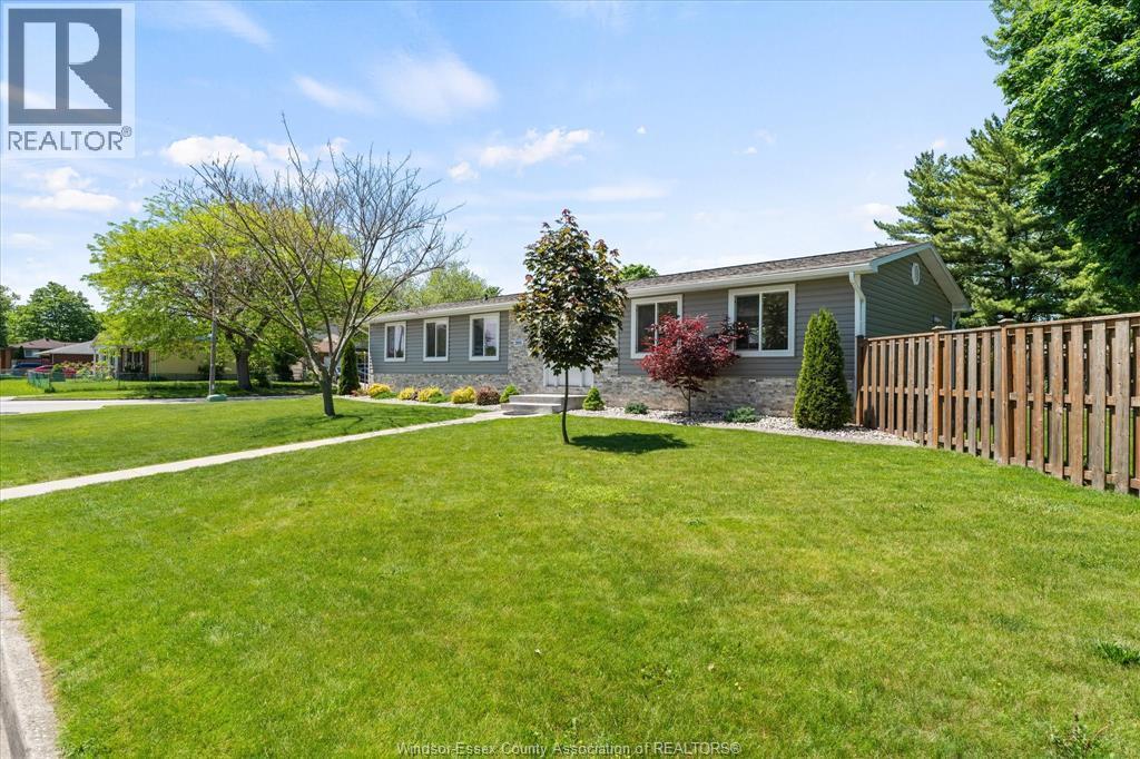 2895 Stillmeadow, Windsor — photograph 3