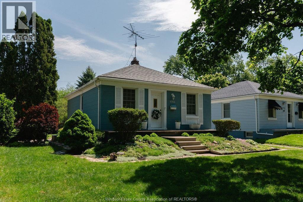 1764 Kildare Road, Windsor — photograph 2