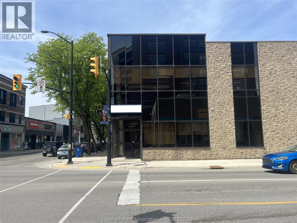 133 King Street, Chatham — photograph 2