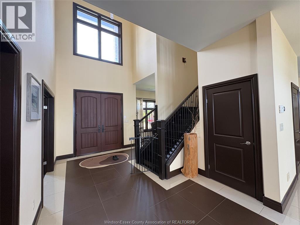 236 Shoreview Circle, Windsor — photograph 3