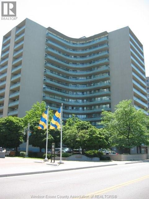 111 Riverside Drive #1515, Windsor — primary photograph