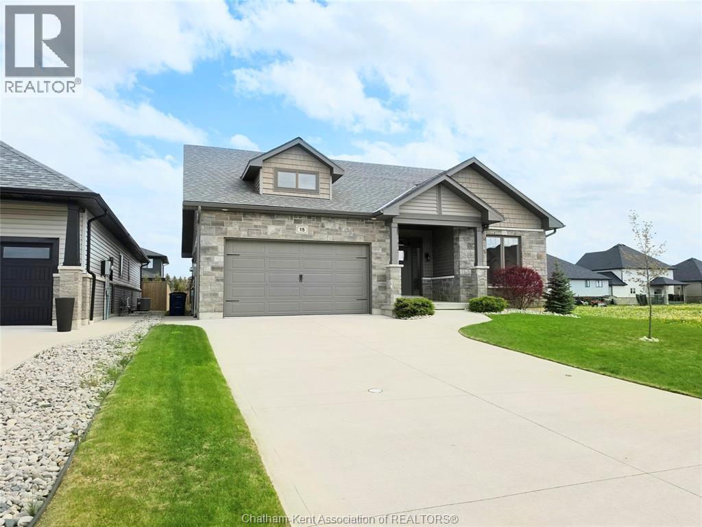 15 Sienna Court, Chatham — photograph 3