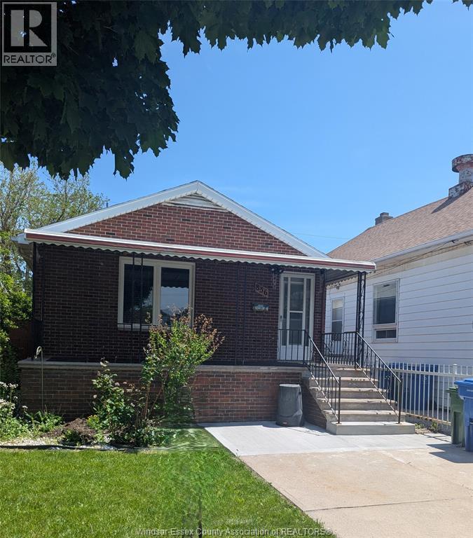 Single Family — 856 Pillette Road, Windsor, Ontario