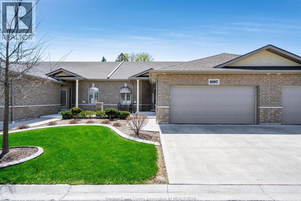 6107 Tiburon Crescent, Windsor — primary photograph