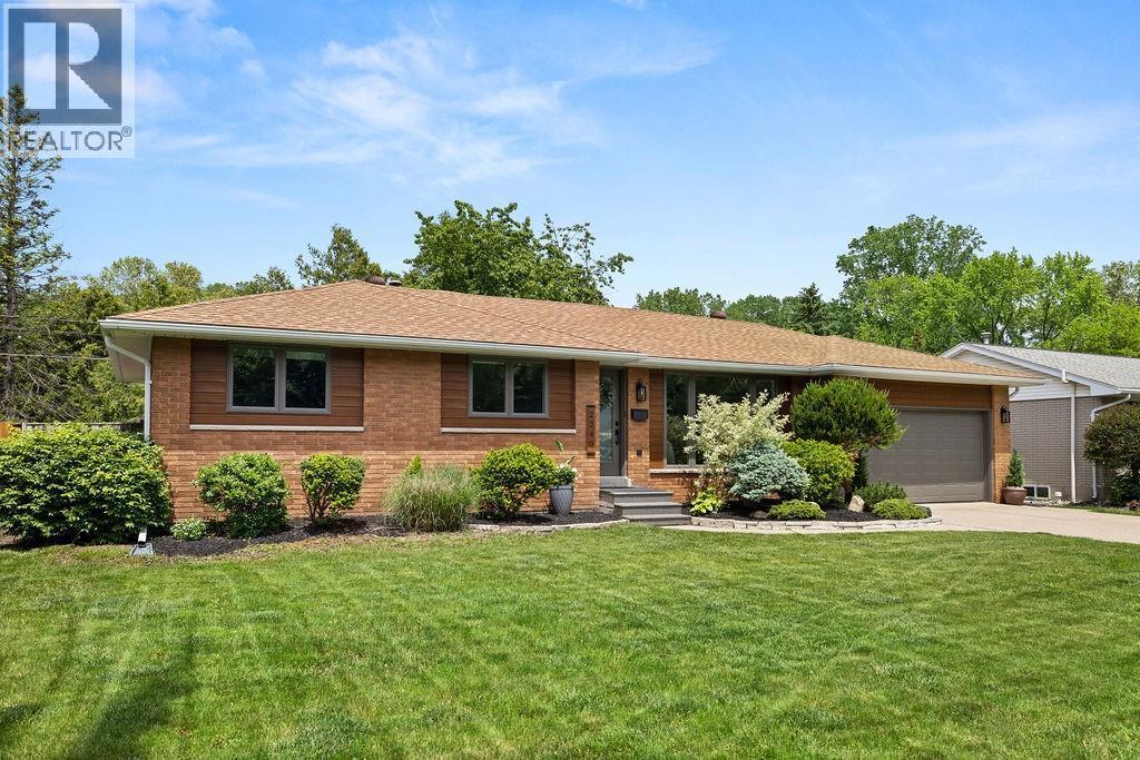 2240 Todd Lane, LaSalle — photograph 2