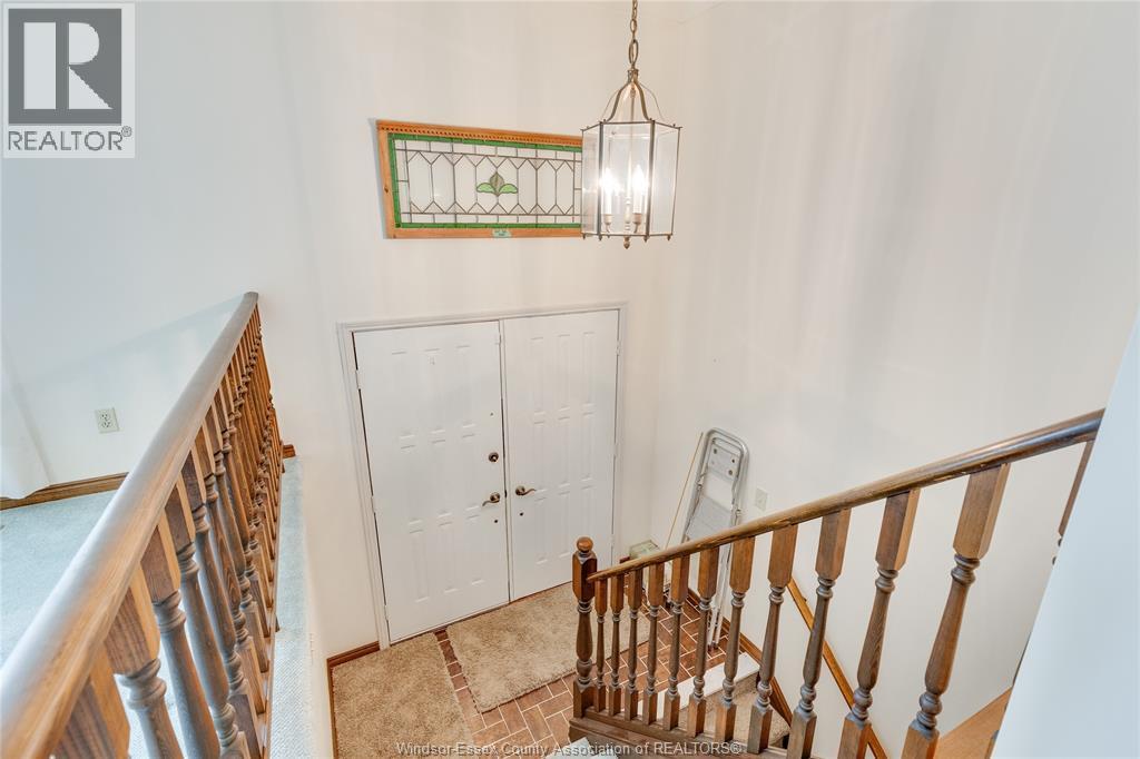 1675 Bouffard Road, LaSalle — photograph 3