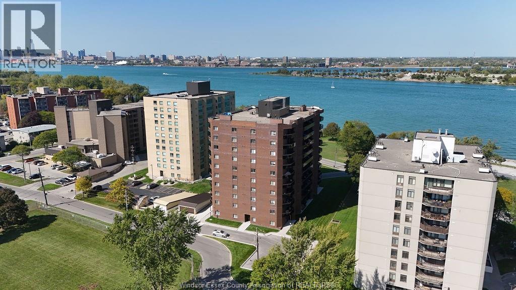 Single Family — 3663 Riverside Drive, Windsor, Ontario