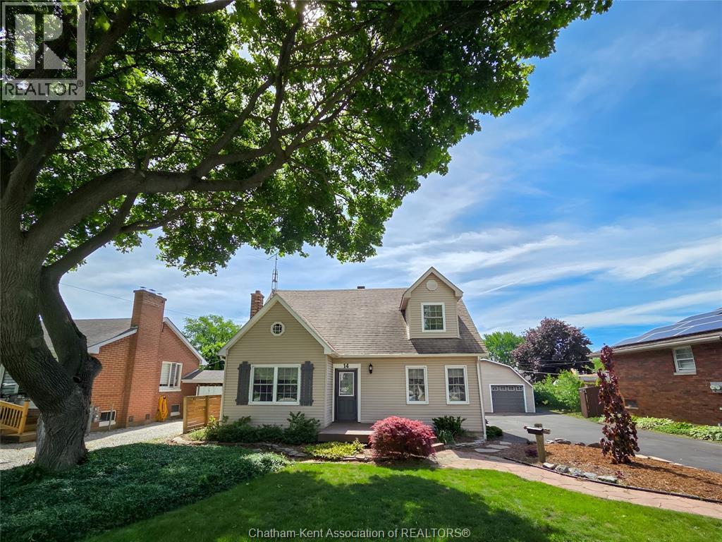 Single Family — 14 O'brien Drive, Chatham, Ontario