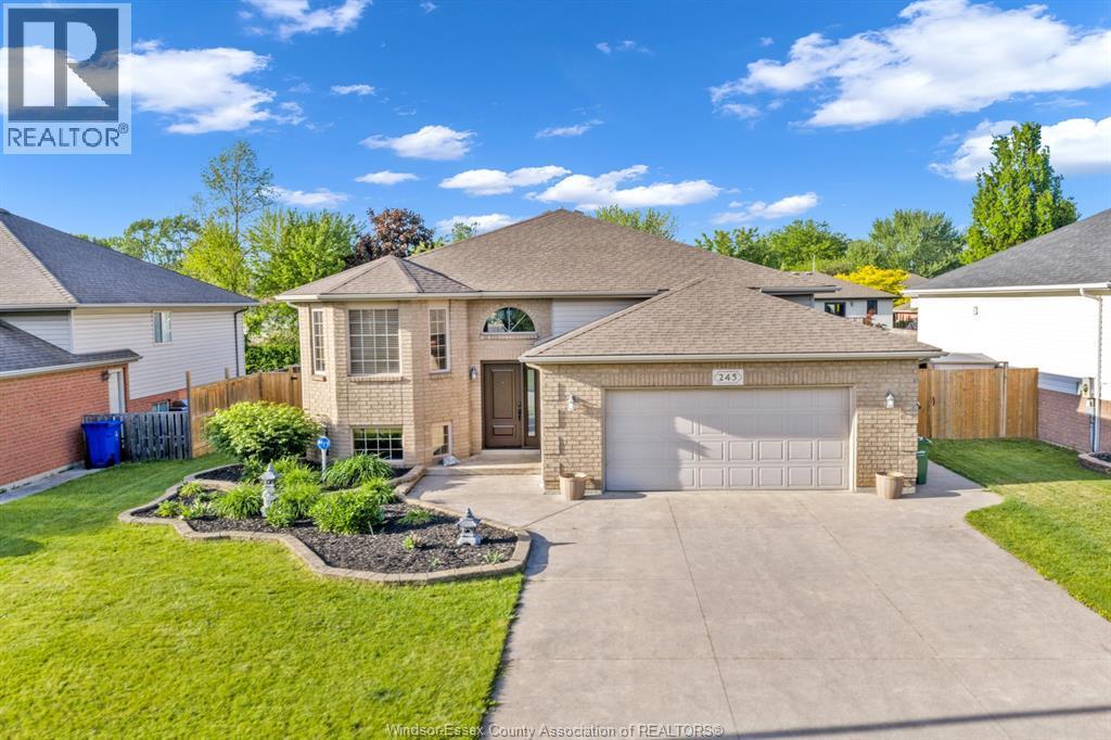 Single Family — 245 Gignac, LaSalle, Ontario