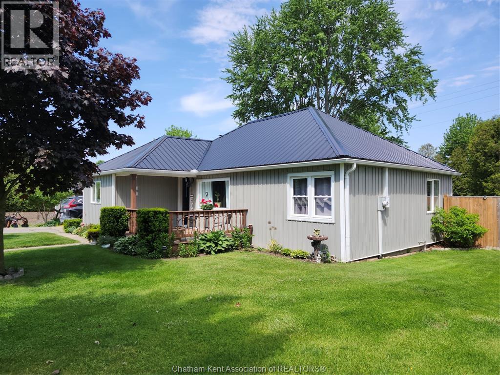 12937 Longwoods Road, Thamesville — photograph 3