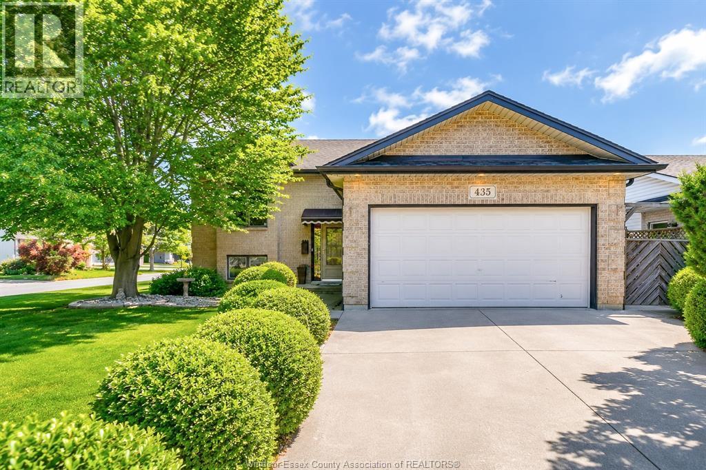 435 Thorn Ridge Crescent, Amherstburg — primary photograph