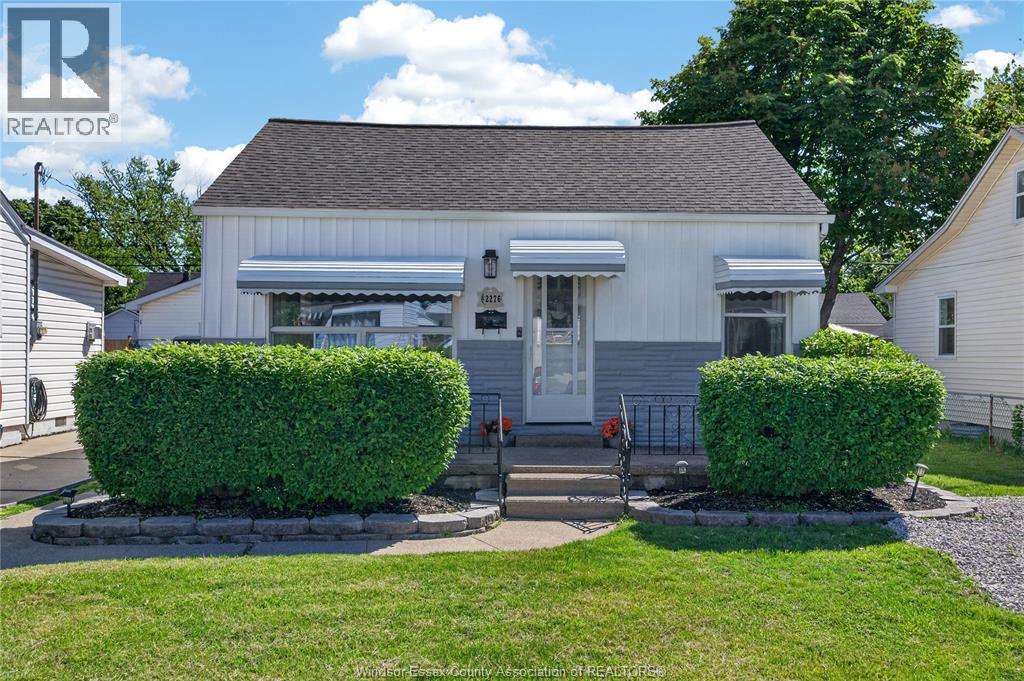 Single Family — 2276 Marentette, Windsor, Ontario