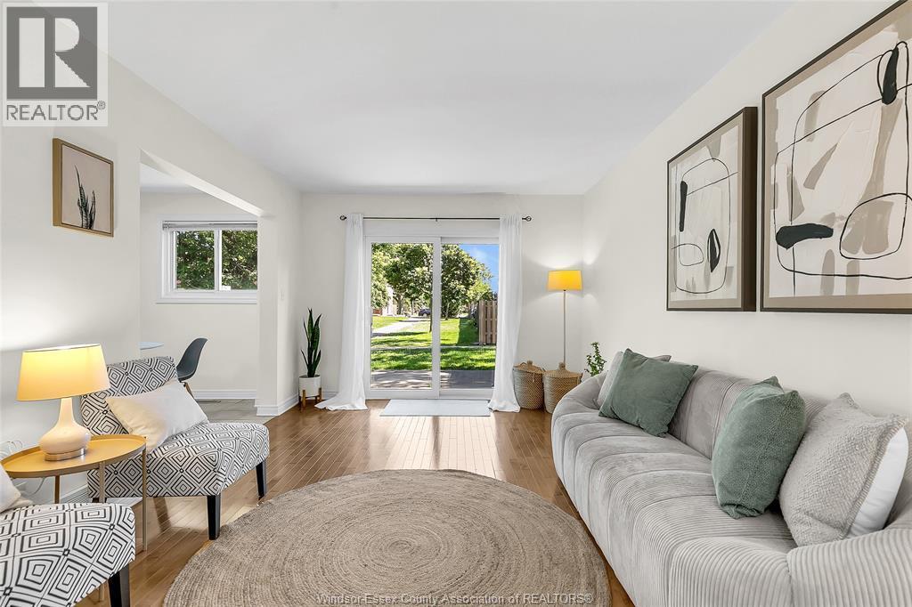 Single Family — 1930 Columbia Court, Windsor, Ontario
