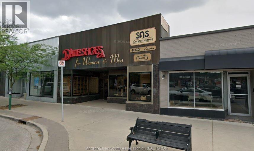1329 Ottawa, Windsor — photograph 3