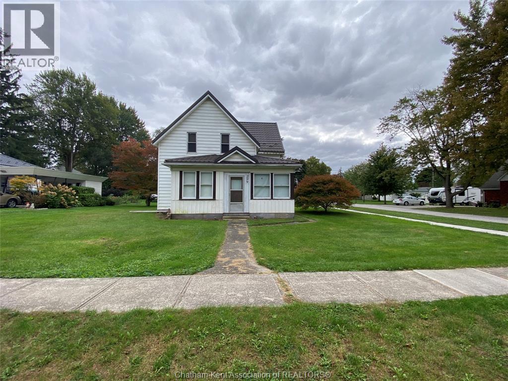 Single Family — 299 Victoria Avenue, Dresden, Ontario