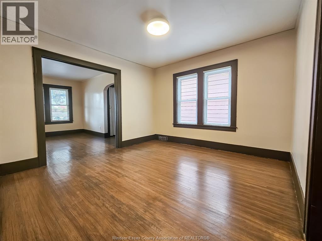 1342 Parent Avenue #Upper, Windsor — photograph 3