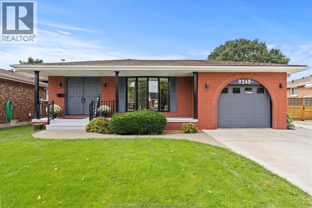 Single Family — 9248 Esplanade Dr, Windsor, Ontario