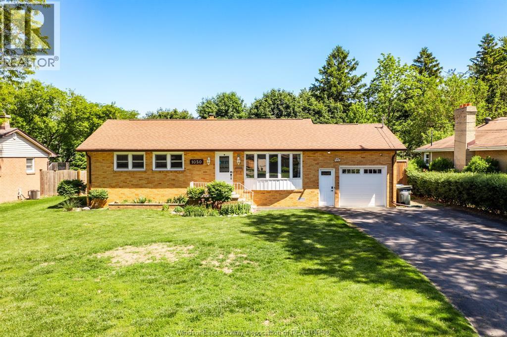 Single Family — 1050 Scofield, Windsor, Ontario