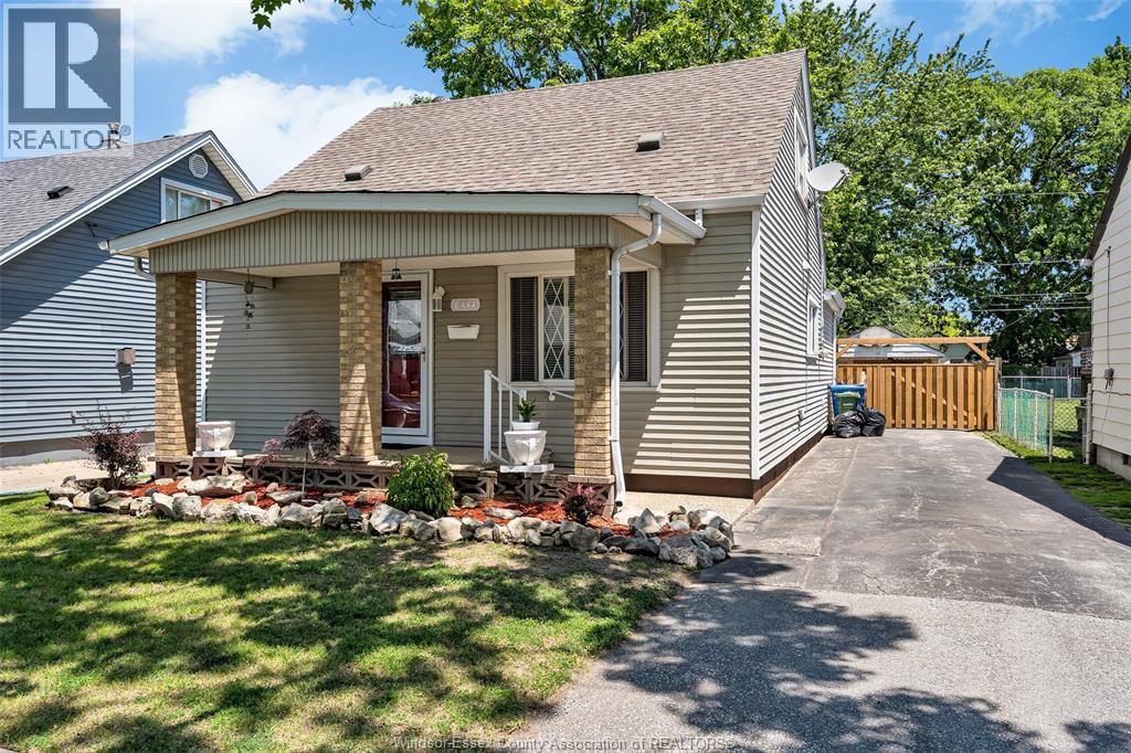 Single Family — 1554 Aubin, Windsor, Ontario