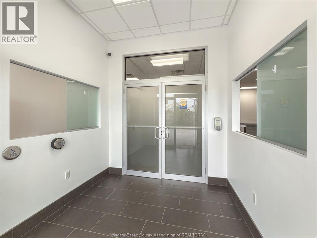 5205 8th Concession Road #A, B, Tecumseh — photograph 2