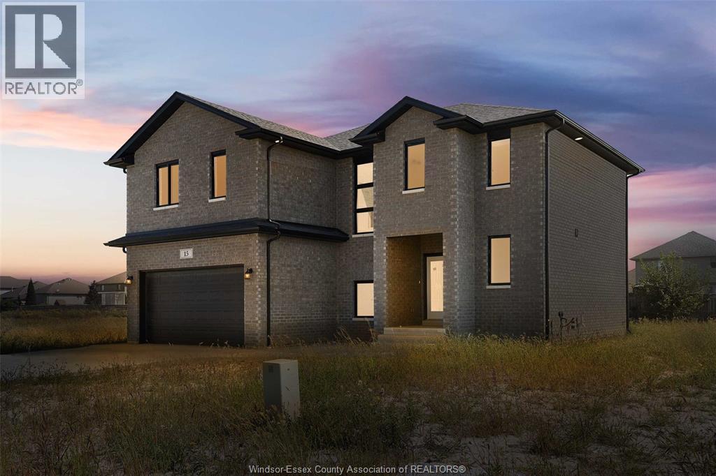 4-bedroom Single Family at 15 Cherry Blossom Trail, Chatham — primary photograph