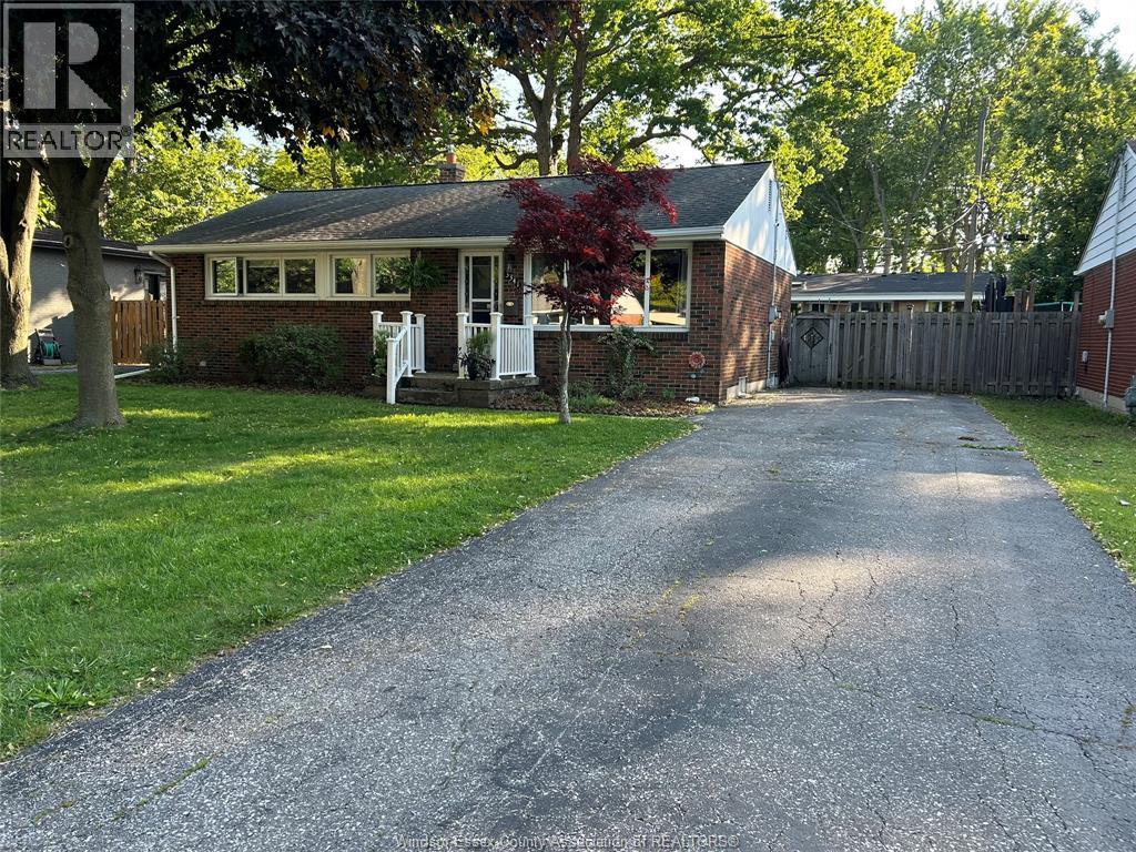 Single Family — 3341 Mark Avenue, Windsor, Ontario