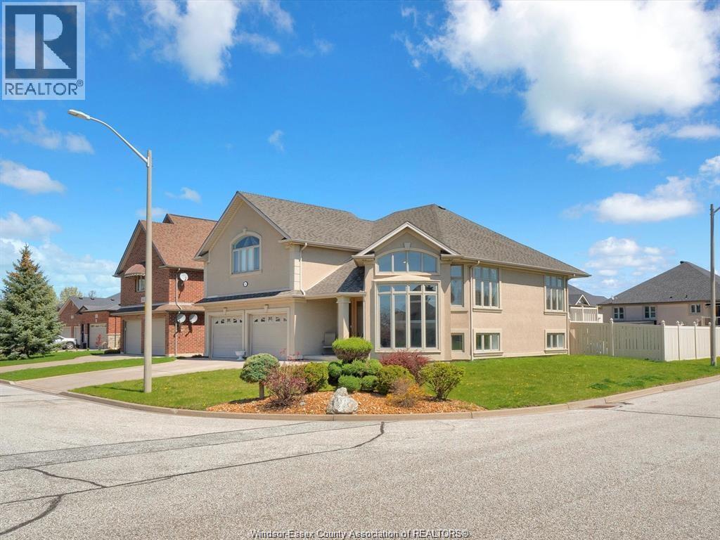 144 Meconi Court, Lakeshore — photograph 3