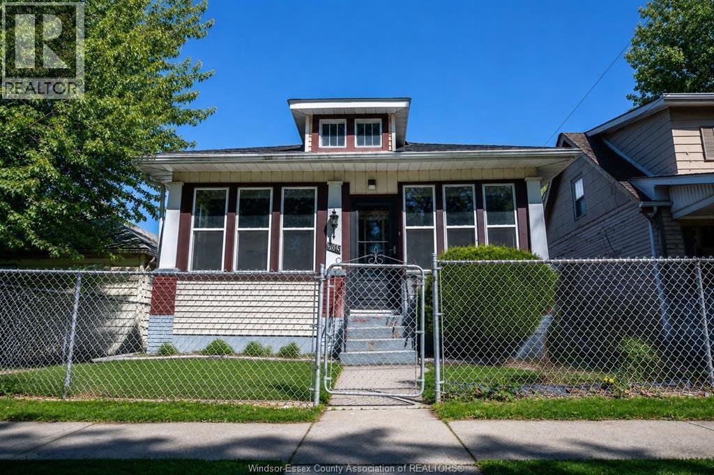 Single Family — 3615 Bloomfield Road, Windsor, Ontario