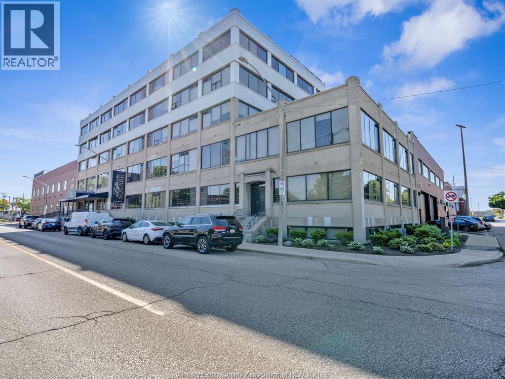 Single Family — 2109 Ottawa Street, Windsor, Ontario