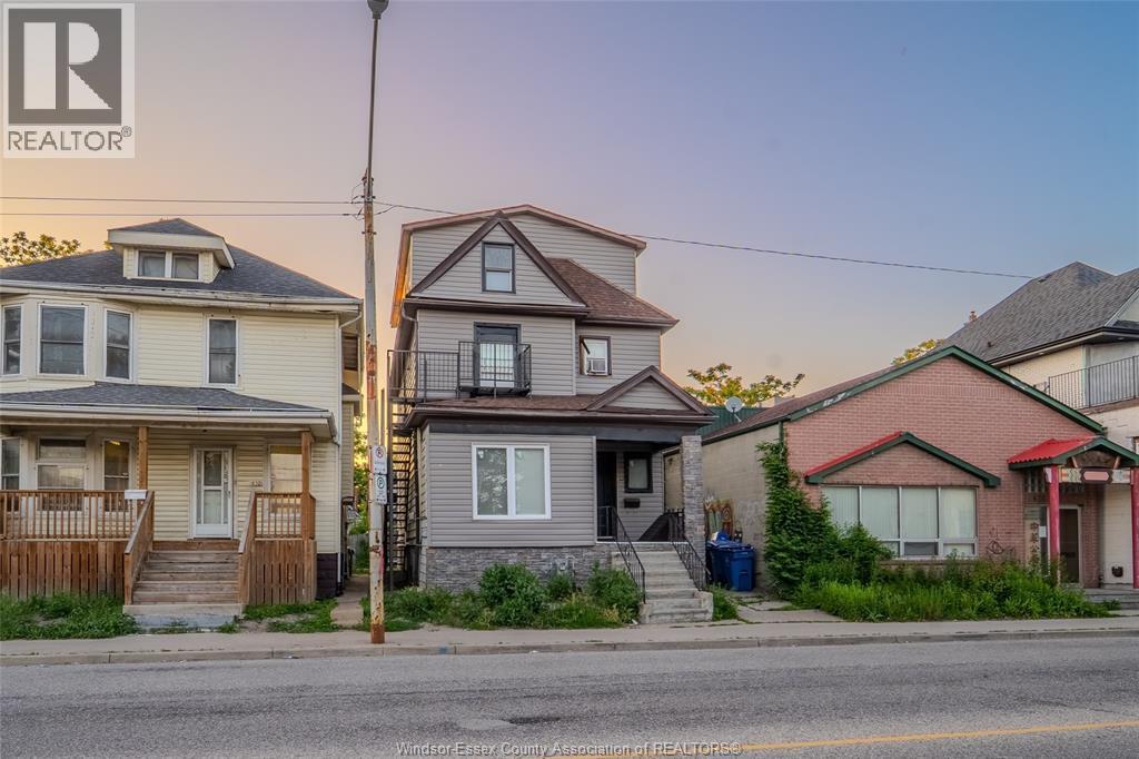 Industrial — 446 Wyandotte Street, Windsor, Ontario