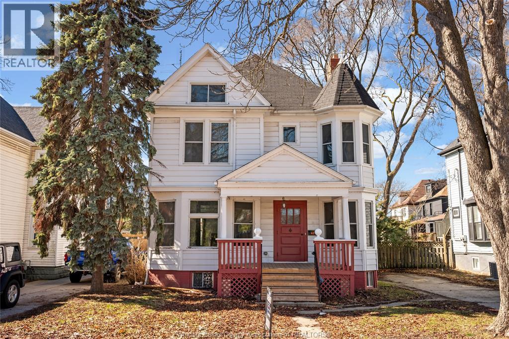 631 Church, Windsor — photograph 3