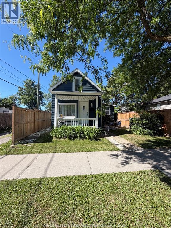 Single Family — 639 Watkins, Windsor, Ontario