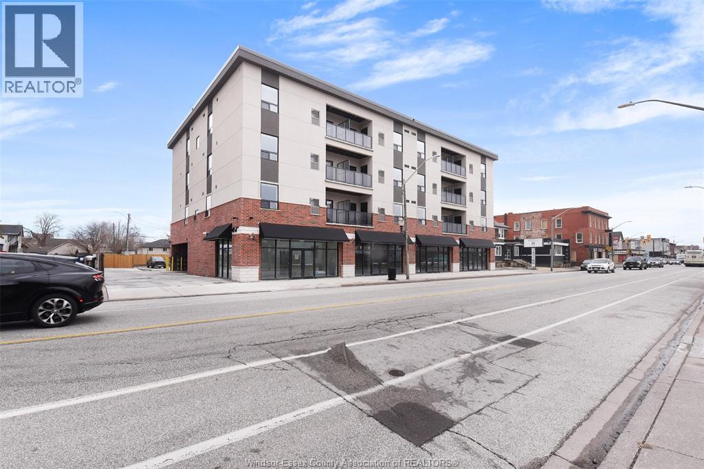 840 Wyandotte #208, Windsor — photograph 3