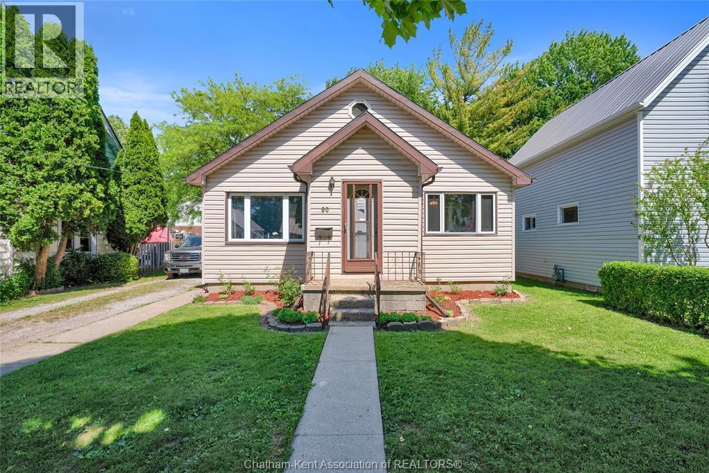 Single Family — 90 Main Street, Wallaceburg, Ontario