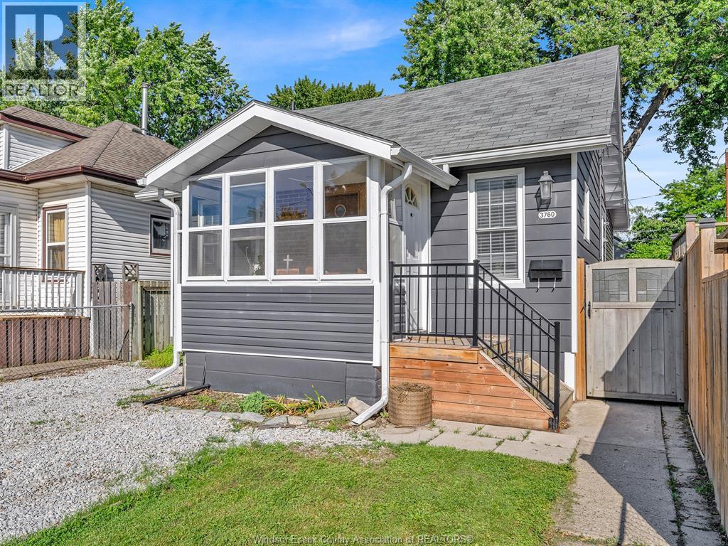 Single Family — 3760 Glenfield, Windsor, Ontario