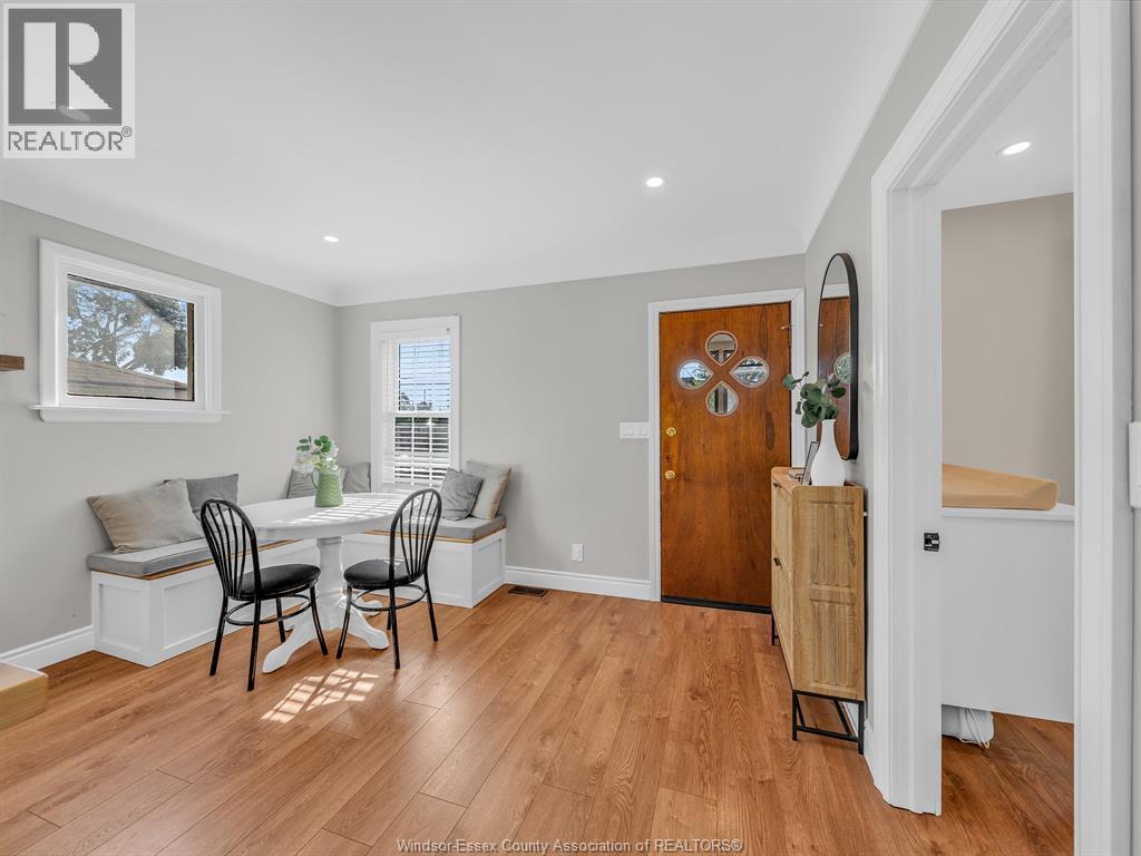 3760 Glenfield, Windsor — photograph 3