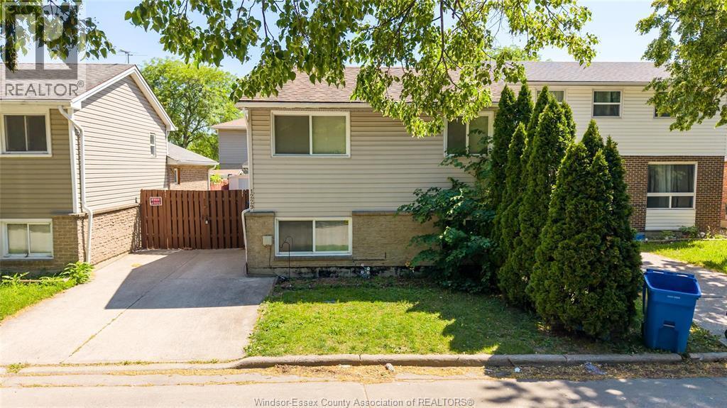 Single Family — 1229 Arncliffe, Windsor, Ontario