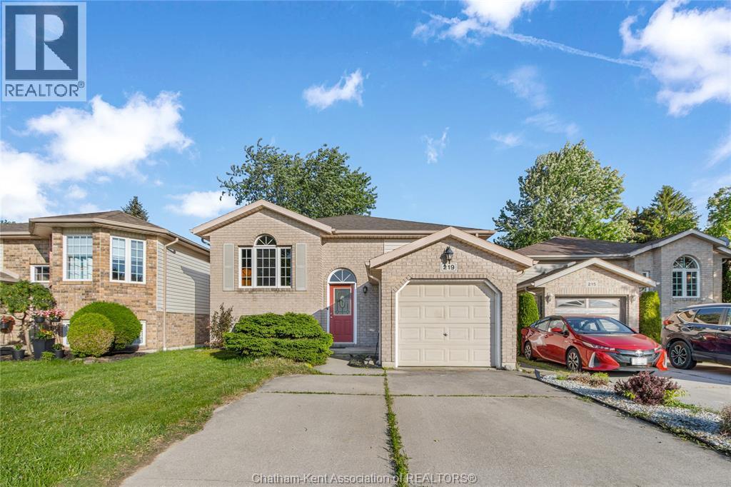 219 Greenfield Lane, Chatham — photograph 3