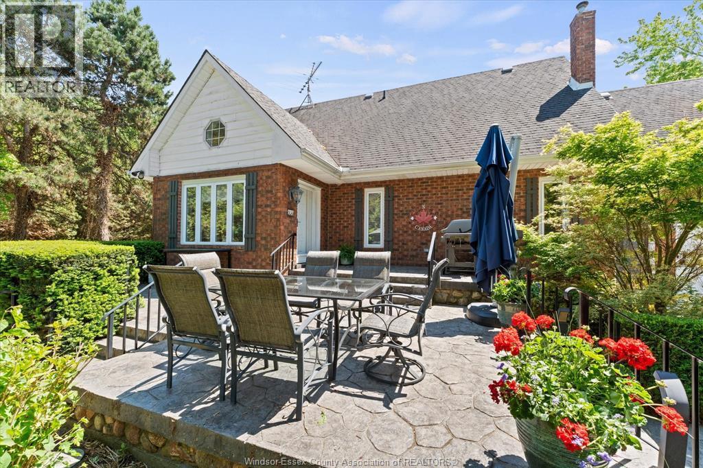 Single Family — 930 Road 4 E (cty Rd 18), Kingsville, Ontario