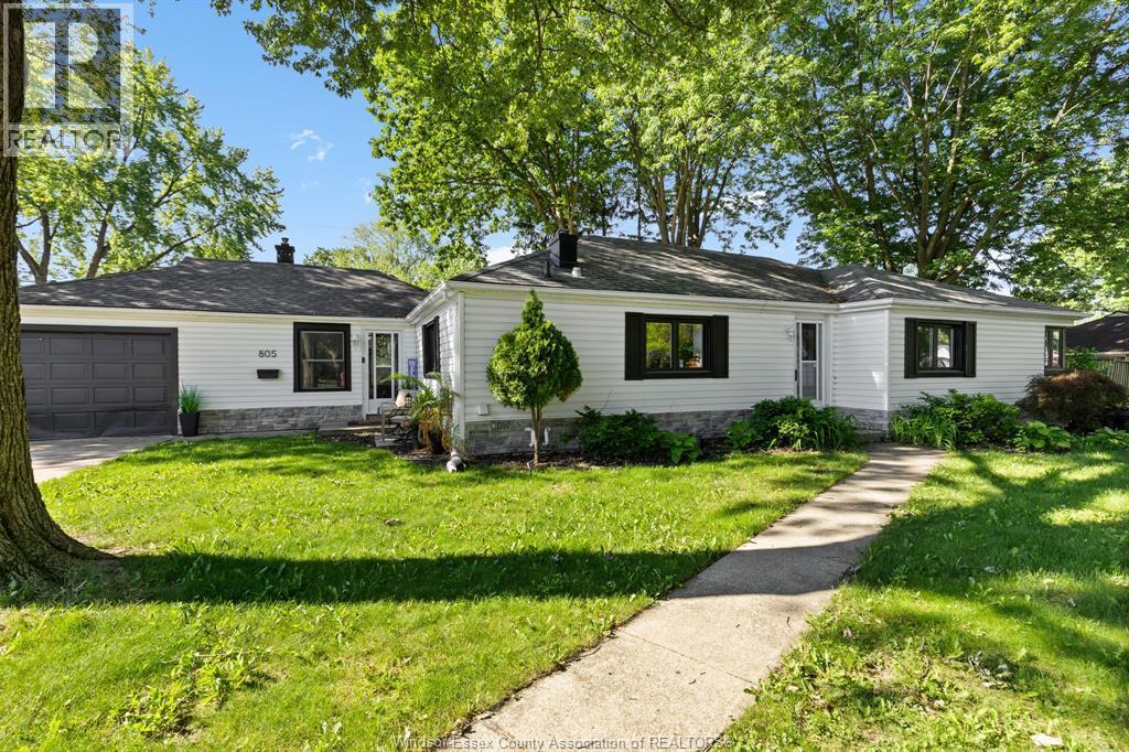 Single Family — 805 Roselawn, Windsor, Ontario