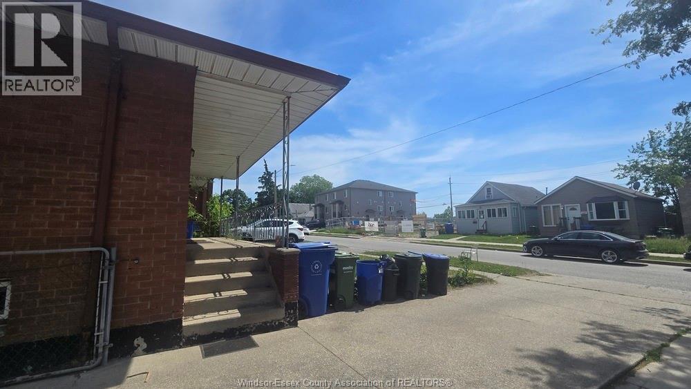 1018 California Avenue #MAIN, Windsor — photograph 3