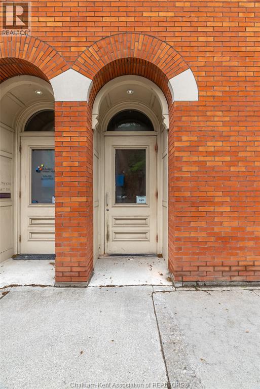 1-bedroom Single Family at 138 King Street #204, Chatham — photograph 3
