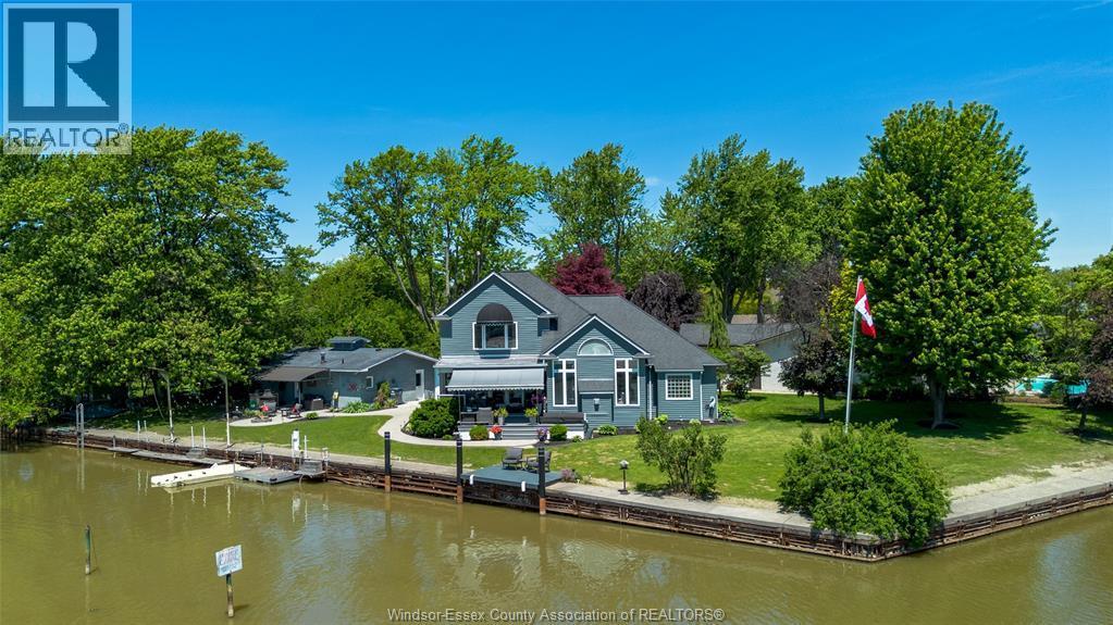 Single Family — 371 Aloha Drive, Tecumseh, Ontario